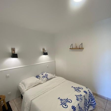 Apartmán Chez K - Studio - Proche Centre - Parking Sainte-Savine Exteriér fotografie